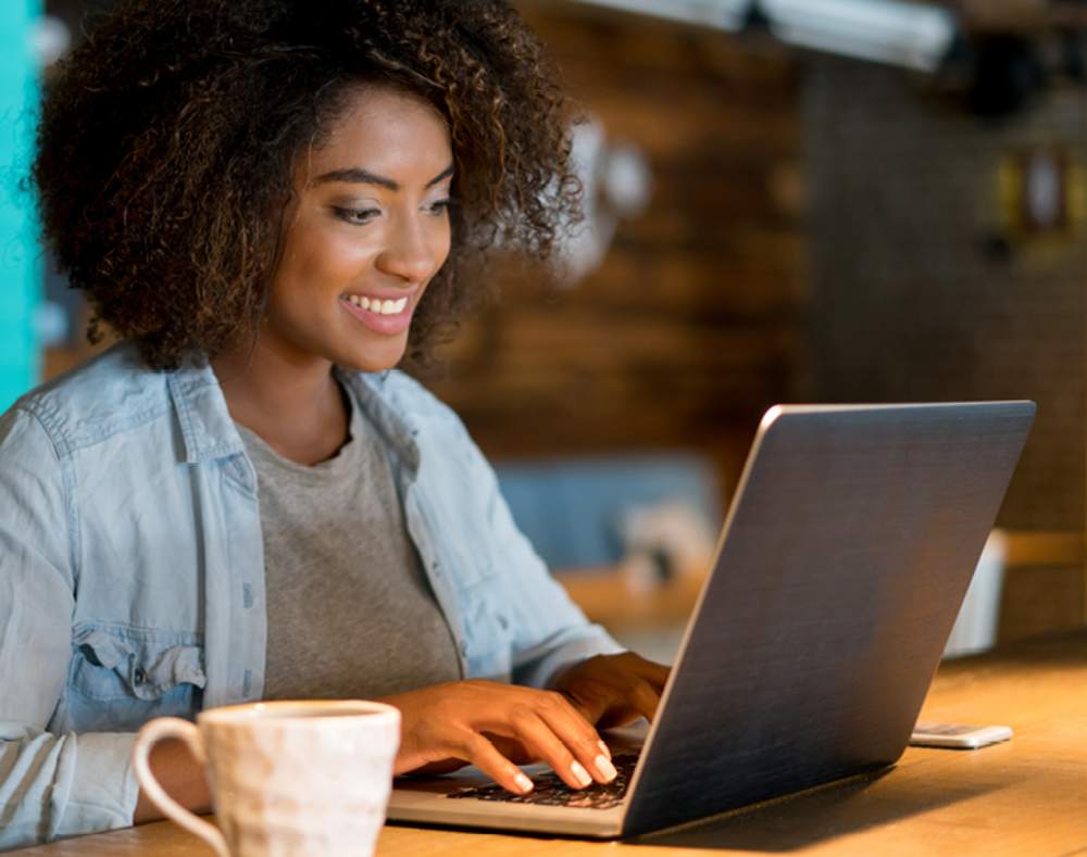 How to Clone an Attractive Voice Using AI for Beauty Product Videos