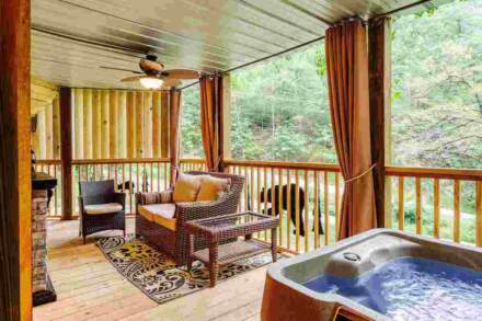 How Romantic Cabins in Tennessee Offer the Ultimate Couples’ Retreat
