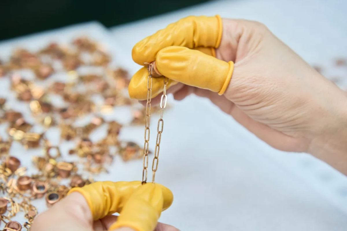 What OEM Jewelry Manufacturing Can Do for Your Brand